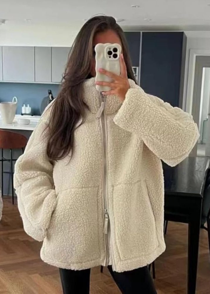 Gromiła | Puszysta Zimowa Kurtka Teddy ze Stójką - Pootivo