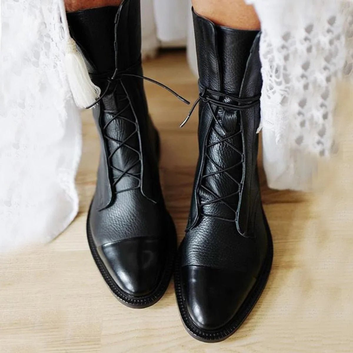 Marianna | Sznurowane Jesienne Botki w Stylu Vintage - Pootivo