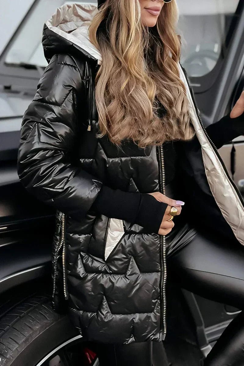 Oktawia | Długa Błyszcząca Kurtka Pikowana z Kapturem - Pootivo