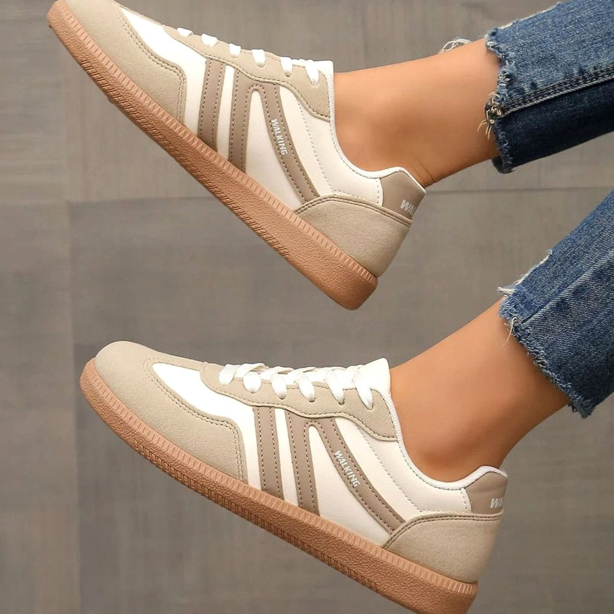 Wincentyna | Niskie Retro Sneakersy z Szerokim Noskiem - Pootivo