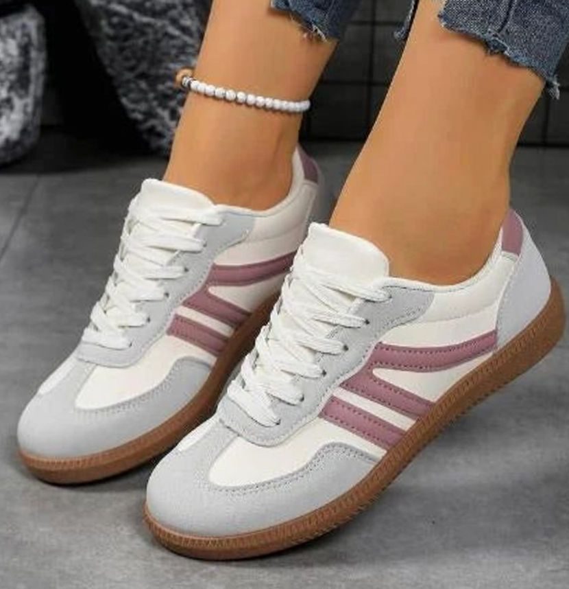 Wincentyna | Niskie Retro Sneakersy z Szerokim Noskiem - Pootivo