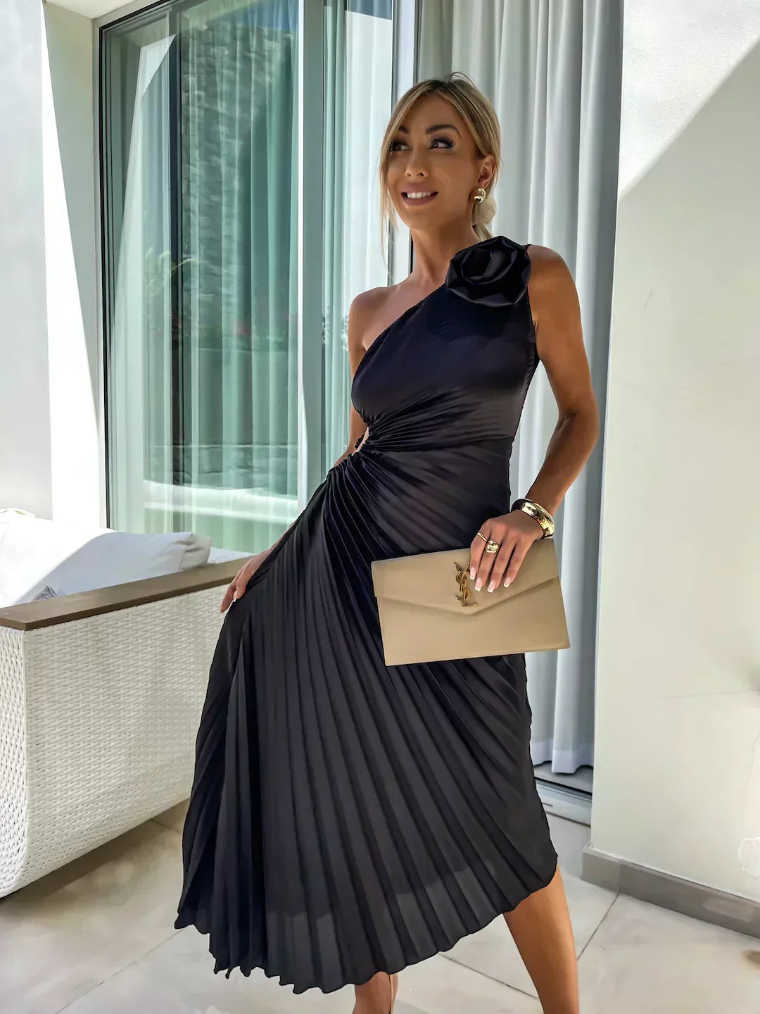 Sofia | Plisowana Sukienka Maxi na Jedno Ramię